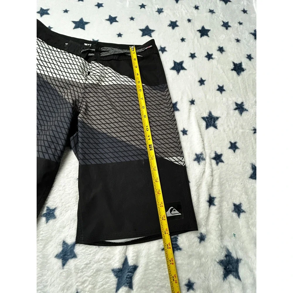 Quiksilver Mens Board Shorts Size 27 Black Gray Surf Swim Beach Stretch